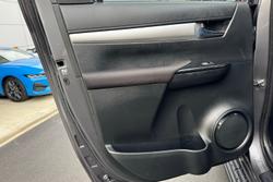 2022 Toyota Hilux SR5 Hi-Rider