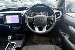 2022 Toyota Hilux SR5 Hi-Rider