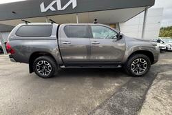 2022 Toyota Hilux SR5 Hi-Rider
