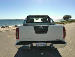 2015 Nissan Navara Silverline SE