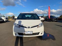 2018 Toyota Tarago GLi