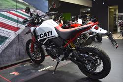 2024 Ducati DESERTX RALLY White