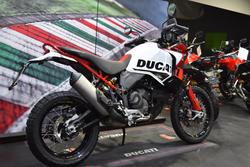 2024 Ducati DESERTX RALLY White