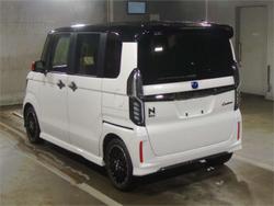 2021 Honda N-Box Custom Turbo