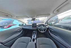 2020 Toyota Corolla Touring Hybrid S