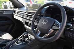 2025 KGM SsangYong Musso Ultimate Q261 MY24 4X4 Dual Range Grand White