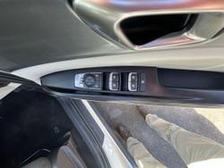 2023 Kia Carnival S