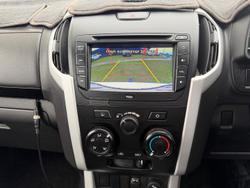 2020 Isuzu MU-X LS-M