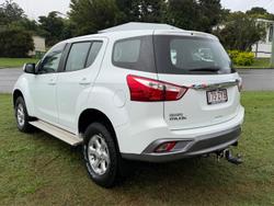 2020 Isuzu MU-X LS-M