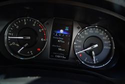 2021 Toyota Hilux SR5
