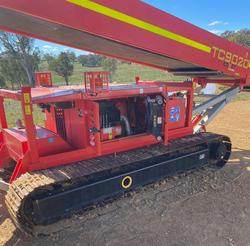 2023 Comet TC9020 Red