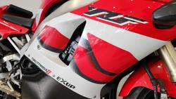 2000 Yamaha YZF-R1 R1 Red