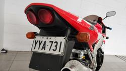 2000 Yamaha YZF-R1 R1 Red