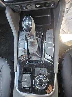 2025 Isuzu MU-X X-TERRAIN