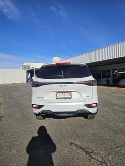 2025 Isuzu MU-X X-TERRAIN