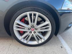 2009 Jaguar XKR X150 Ultimate Black Metallic