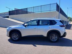 2024 Nissan X-TRAIL ST