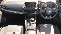 2024 Nissan X-TRAIL ST