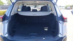 2024 Nissan X-TRAIL ST