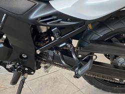2013 Suzuki V-Strom 650 ABS (DL650A) V-Strom White
