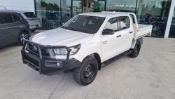 2022 Toyota Hilux SR