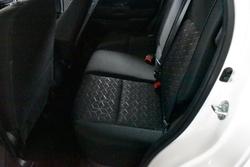 2024 Mitsubishi ASX ES