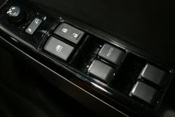 2022 Isuzu MU-X LS-T