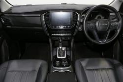 2022 Isuzu MU-X LS-T