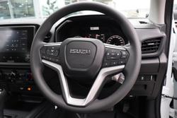 2025 Isuzu D-MAX SX High Ride