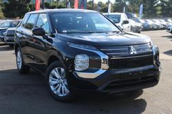 2025 Mitsubishi Outlander ES