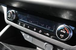 2025 Mitsubishi Outlander ES