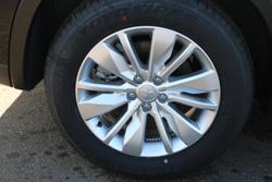 2025 Mitsubishi Outlander ES