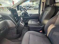 2023 Hyundai STARIA LOAD Premium