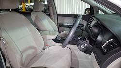 2019 Kia Carnival S