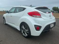 2016 Hyundai Veloster SR Turbo
