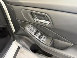 2026 Nissan X-TRAIL ST