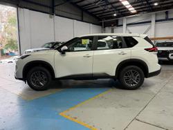 2026 Nissan X-TRAIL ST