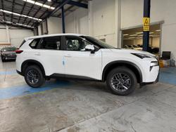 2026 Nissan X-TRAIL ST