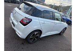 2026 Suzuki Swift Hybrid GLX