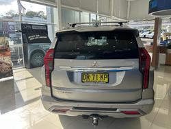 2024 Mitsubishi Pajero Sport Exceed
