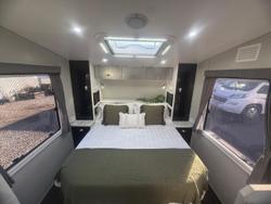 2023 Olympic Marathon Triple Bunk 18Ft (5.5M)