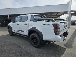 2026 Isuzu D-MAX BLADE