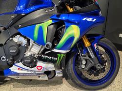2016 Yamaha YZF-R1 BLUE