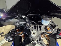 2016 Yamaha YZF-R1 BLUE