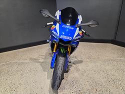 2016 Yamaha YZF-R1 BLUE