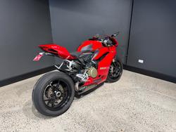 2016 Ducati 1299 PANIGALE RED