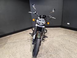 2024 Royal Enfield SUPER METEOR 650 GREEN/BLAC