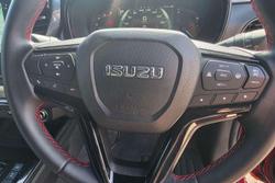 2025 Isuzu D-MAX X-TERRAIN