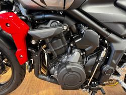 2022 Triumph TRIDENT 660 SILVER