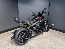 2025 Ducati DIAVEL V4 BLACK
